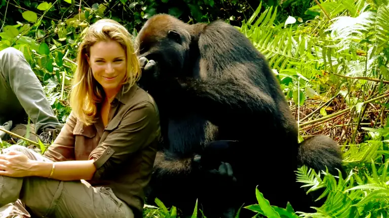 He raised a gorilla and 6 years later it meets his wife in a touching ...