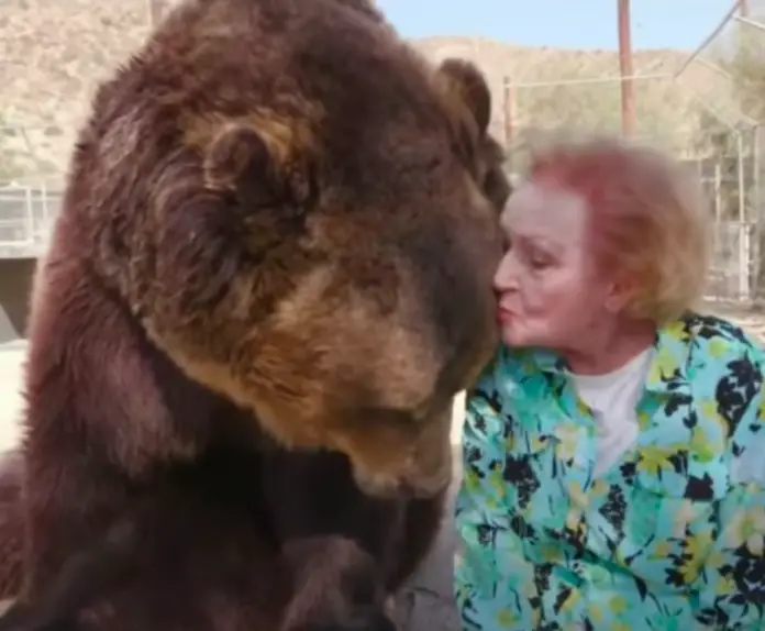 99-year-old Betty White shares lovely moment with giant brown bear